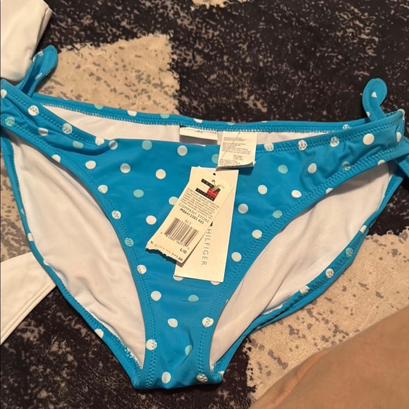 Commense White Bikini Set - Picture 8 of 11